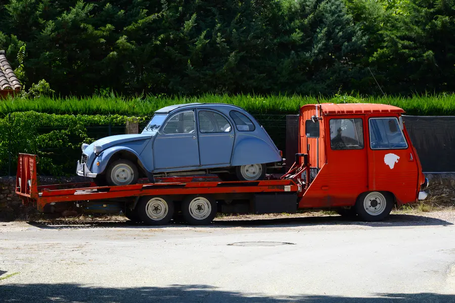 How Emergency Towing Services Can Reduce Stress During Breakdowns in Greensboro NC